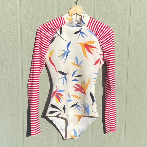 Seea gaviotas c-skin striped one piece rashguard springsuit